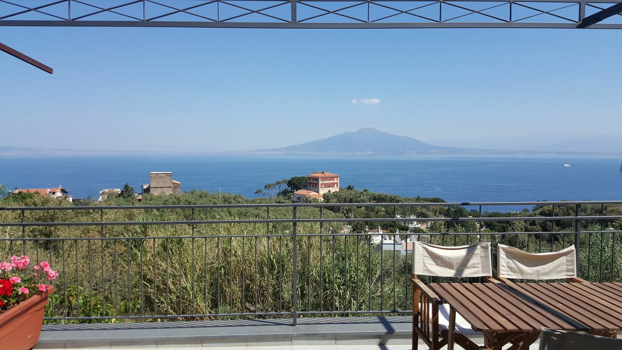 ホテル Sorrento Garden エクステリア 写真